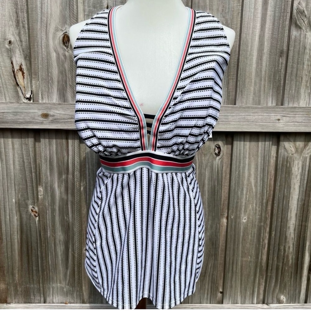 Swim By Cacique Ladies NWT Underwire Balconette Tankini Top Black White SZ 46DD